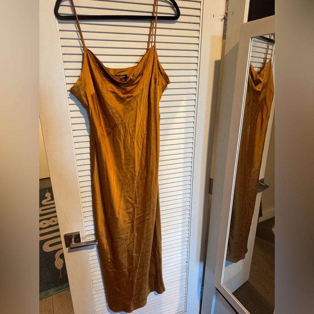 Express Marigold Midi Slip Dress Size XL NWT - Picture 2 of 5
